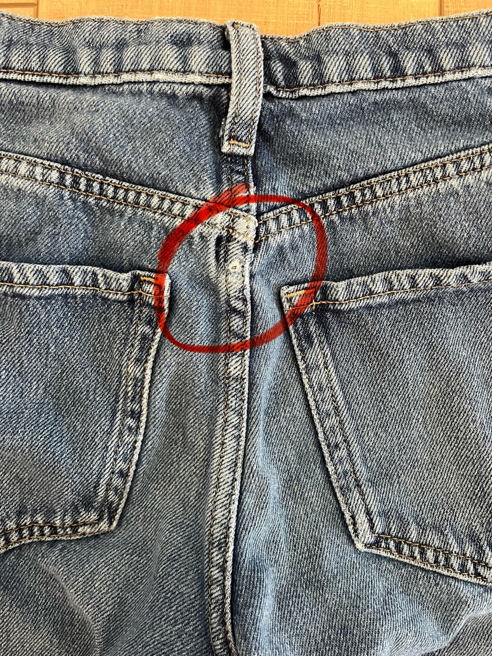 Banana Republic Medium Blue High-Rise Barrel Fit Jeans - Picture 4 of 4